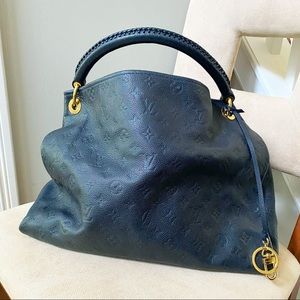 Louis Vuitton Artsy Blue empreinte MM